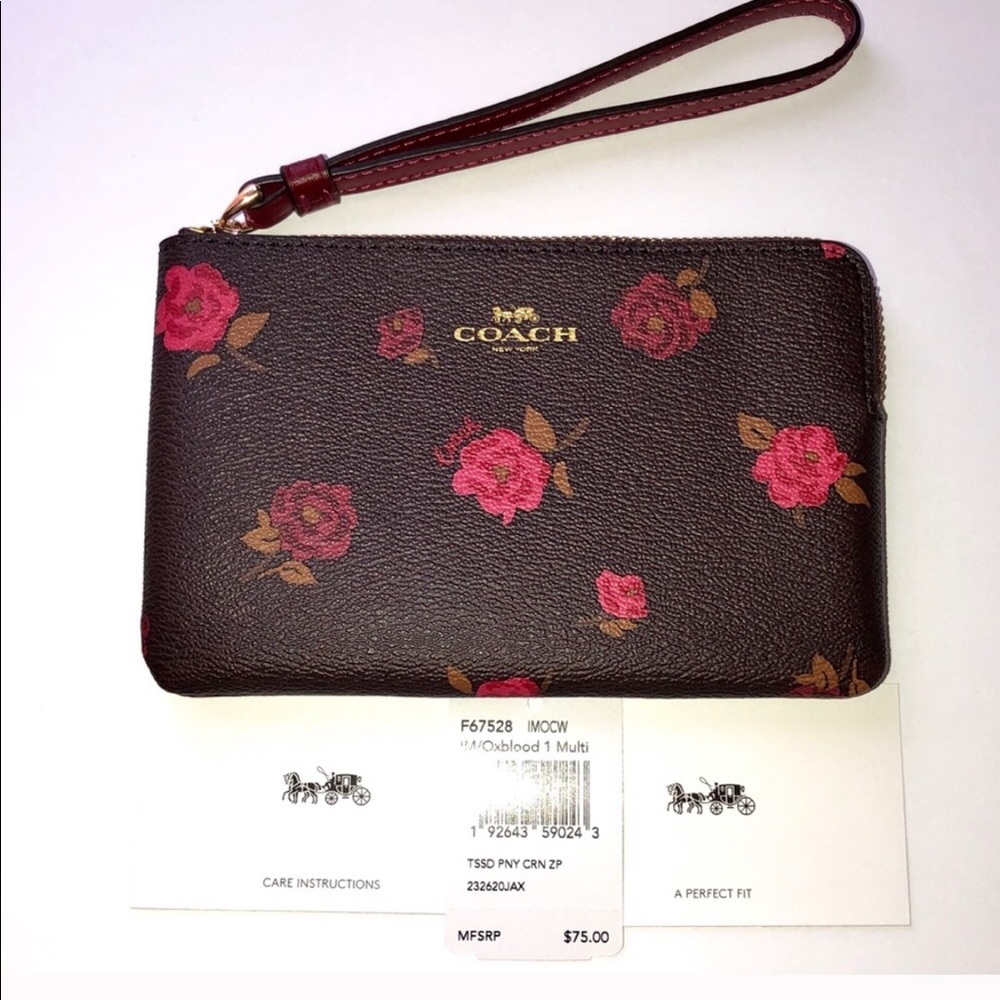Wristlet